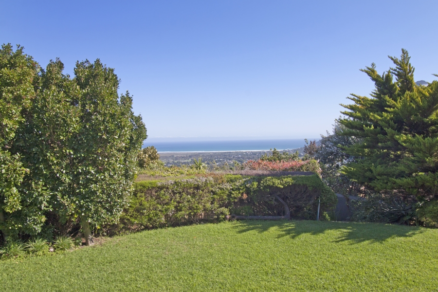 4 Bedroom Property for Sale in Belvedere Western Cape